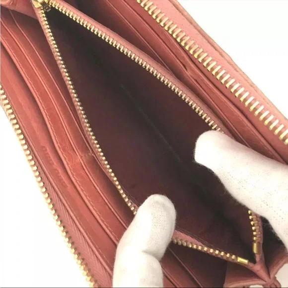 MIU MIU Logo Gather Leather Zip Around Long Wallet - Picture 7 of 8